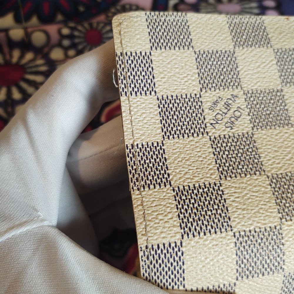 Louis Vuitton Damier Azur Portefeuille Tresor - Picture 4 of 16